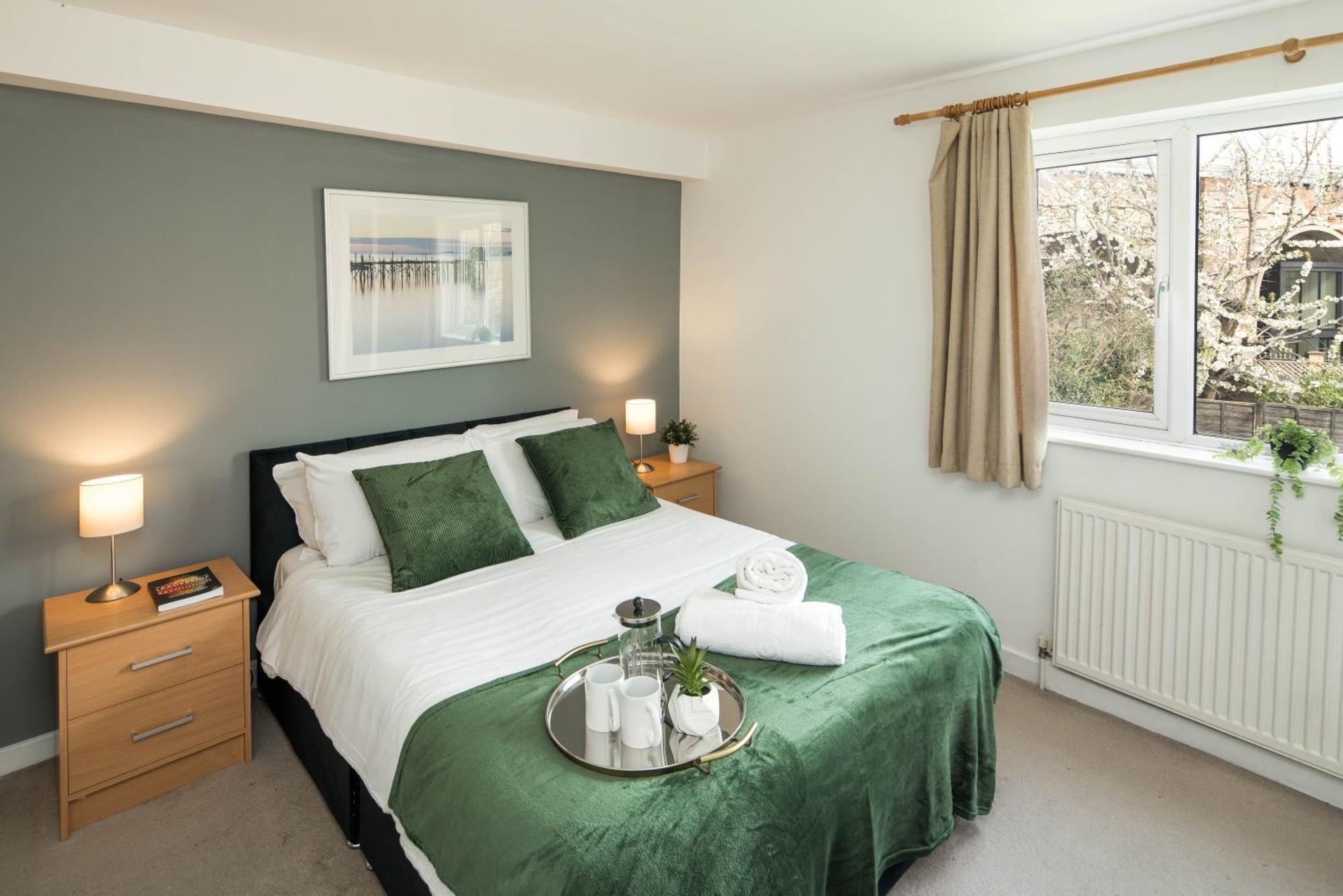 Work Friendly Flat Bridge Near Guys Hospital And Borough Market *