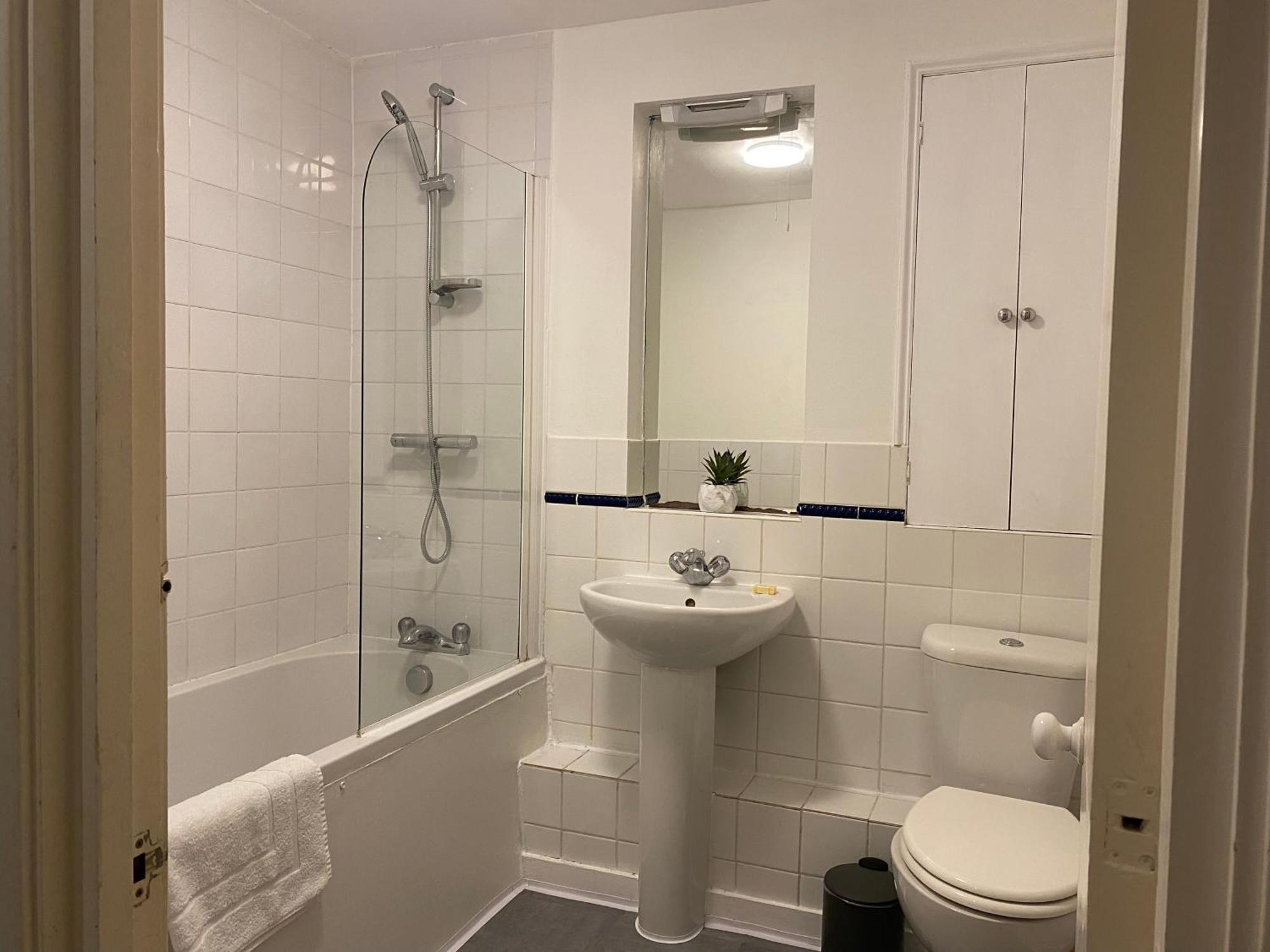 Work Friendly Flat Bridge Near Guys Hospital And Borough Market Appartement Londen